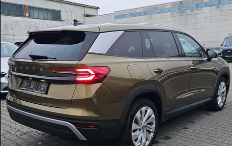 Skoda Kodiaq, 2025 год, 4 821 327 рублей, 4 фотография
