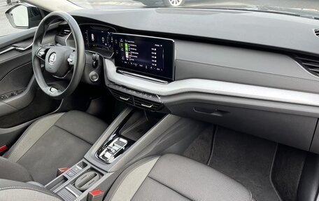 Skoda Octavia IV, 2022 год, 2 275 000 рублей, 10 фотография