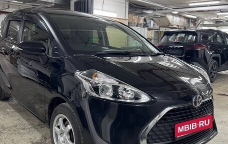 Toyota Sienta II, 2020 год, 1 390 000 рублей, 3 фотография