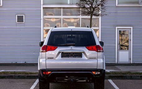 Mitsubishi Pajero Sport II рестайлинг, 2015 год, 1 455 000 рублей, 5 фотография