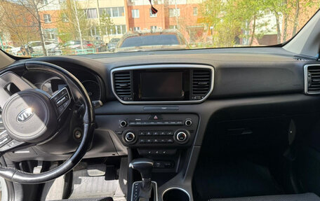 KIA Sportage IV рестайлинг, 2019 год, 2 099 000 рублей, 6 фотография
