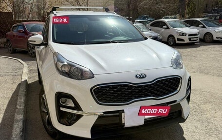 KIA Sportage IV рестайлинг, 2019 год, 2 099 000 рублей, 4 фотография