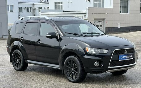 Mitsubishi Outlander III рестайлинг 3, 2010 год, 986 000 рублей, 3 фотография
