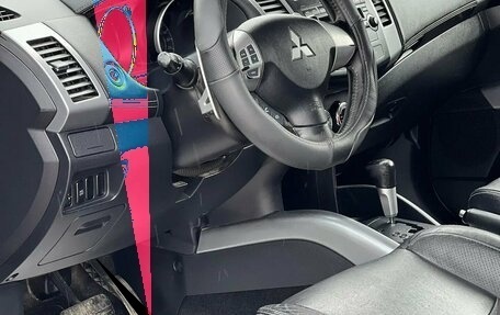Mitsubishi Outlander III рестайлинг 3, 2010 год, 986 000 рублей, 9 фотография