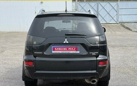 Mitsubishi Outlander III рестайлинг 3, 2010 год, 986 000 рублей, 6 фотография