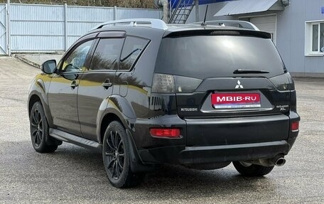 Mitsubishi Outlander III рестайлинг 3, 2010 год, 986 000 рублей, 7 фотография