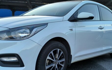 Hyundai Solaris II рестайлинг, 2017 год, 1 200 000 рублей, 3 фотография