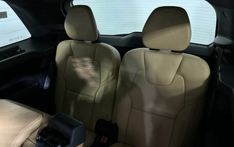 Volvo XC90 II рестайлинг, 2017 год, 3 750 000 рублей, 18 фотография