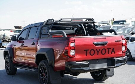 Toyota Hilux VIII, 2022 год, 5 000 000 рублей, 6 фотография