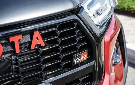 Toyota Hilux VIII, 2022 год, 5 000 000 рублей, 22 фотография