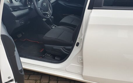 Toyota Vios III, 2023 год, 1 550 000 рублей, 4 фотография