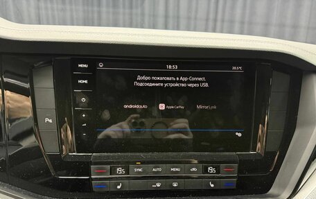 Volkswagen Touareg III, 2021 год, 5 310 000 рублей, 18 фотография