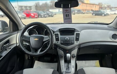 Chevrolet Cruze II, 2011 год, 909 000 рублей, 11 фотография