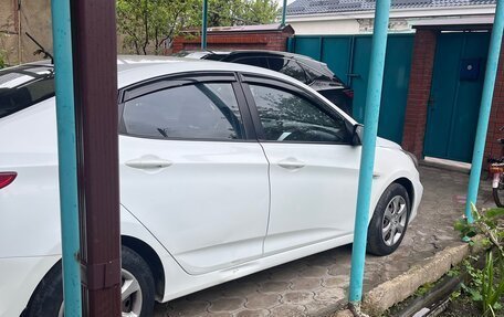 Hyundai Solaris II рестайлинг, 2013 год, 800 000 рублей, 9 фотография