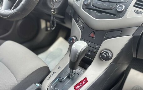 Chevrolet Cruze II, 2011 год, 909 000 рублей, 15 фотография
