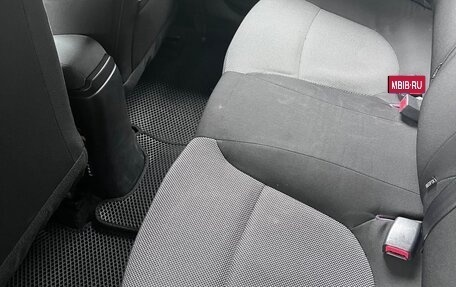 Hyundai Solaris II рестайлинг, 2013 год, 800 000 рублей, 6 фотография