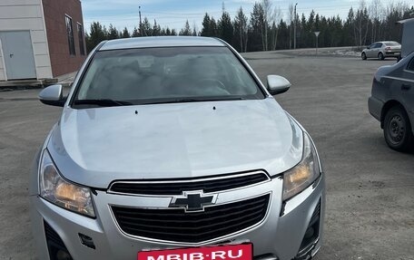 Chevrolet Cruze II, 2013 год, 460 000 рублей, 3 фотография