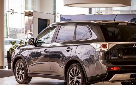 Mitsubishi Outlander III рестайлинг 3, 2014 год, 1 175 000 рублей, 9 фотография