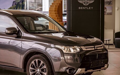 Mitsubishi Outlander III рестайлинг 3, 2014 год, 1 175 000 рублей, 8 фотография