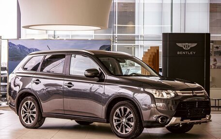 Mitsubishi Outlander III рестайлинг 3, 2014 год, 1 175 000 рублей, 3 фотография