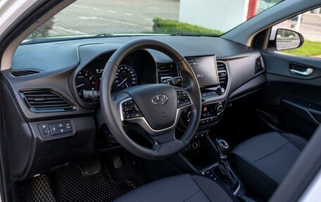 Hyundai Solaris II рестайлинг, 2020 год, 1 355 000 рублей, 19 фотография