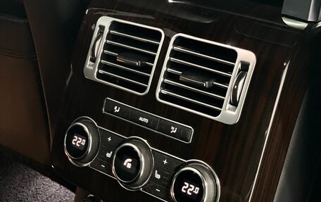 Land Rover Range Rover IV рестайлинг, 2015 год, 5 200 000 рублей, 25 фотография