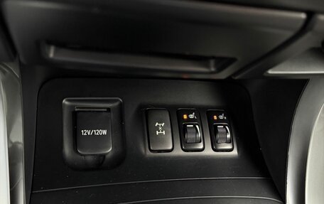 Toyota Land Cruiser Prado 120 рестайлинг, 2008 год, 2 600 000 рублей, 12 фотография
