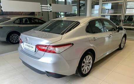 Toyota Camry, 2020 год, 3 661 200 рублей, 4 фотография