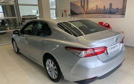 Toyota Camry, 2020 год, 3 661 200 рублей, 6 фотография