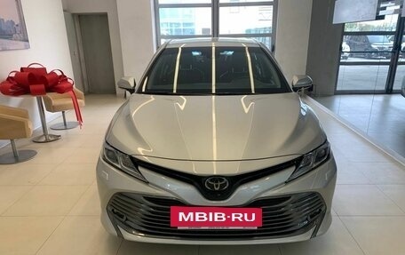 Toyota Camry, 2020 год, 3 661 200 рублей, 2 фотография