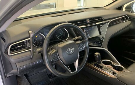 Toyota Camry, 2020 год, 3 661 200 рублей, 13 фотография