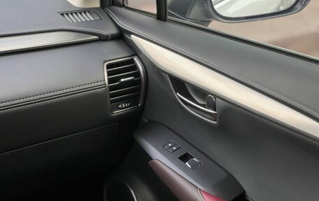 Lexus NX I, 2019 год, 3 690 000 рублей, 26 фотография