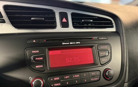 KIA cee'd III, 2013 год, 1 260 000 рублей, 21 фотография