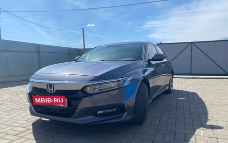 Honda Accord IX рестайлинг, 2020 год, 2 500 000 рублей, 2 фотография
