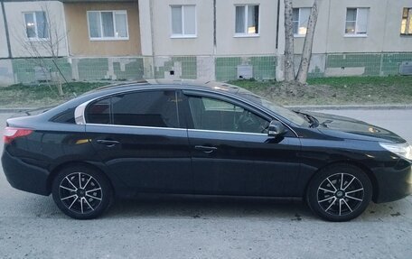 Renault Latitude I, 2011 год, 950 000 рублей, 4 фотография