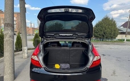 Hyundai Solaris II рестайлинг, 2012 год, 950 000 рублей, 10 фотография