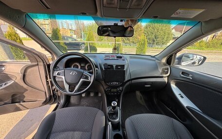 Hyundai Solaris II рестайлинг, 2012 год, 950 000 рублей, 14 фотография
