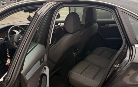 Audi A4, 2010 год, 866 000 рублей, 2 фотография