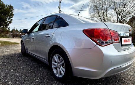 Chevrolet Cruze II, 2013 год, 900 000 рублей, 10 фотография