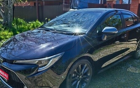 Toyota Corolla, 2019 год, 1 870 000 рублей, 2 фотография