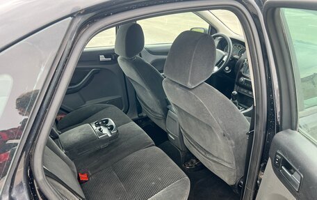 Ford Focus II рестайлинг, 2007 год, 400 000 рублей, 19 фотография