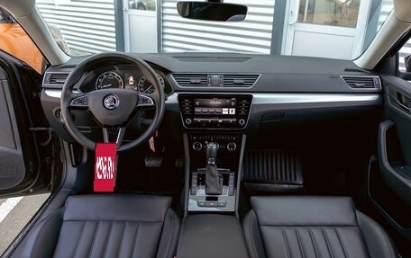 Skoda Superb III рестайлинг, 2018 год, 1 795 000 рублей, 16 фотография