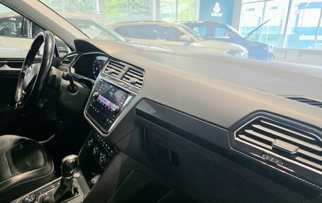Volkswagen Tiguan II, 2018 год, 2 250 000 рублей, 15 фотография