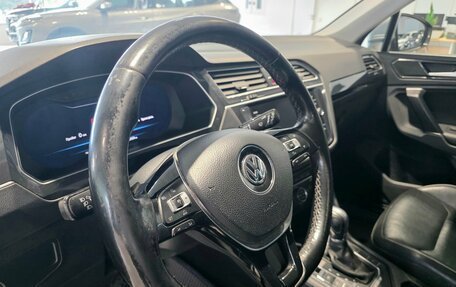 Volkswagen Tiguan II, 2018 год, 2 250 000 рублей, 16 фотография
