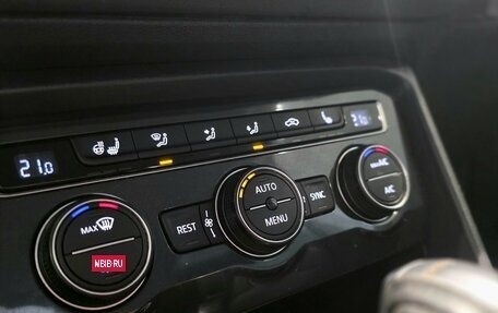 Volkswagen Tiguan II, 2018 год, 2 250 000 рублей, 20 фотография