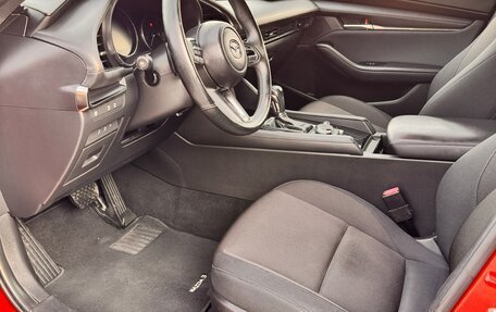 Mazda 3, 2019 год, 1 900 000 рублей, 12 фотография
