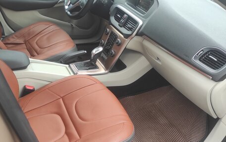 Volvo V40 Cross Country I, 2013 год, 1 910 000 рублей, 9 фотография