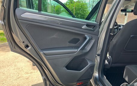 Volkswagen Tiguan II, 2019 год, 3 199 999 рублей, 8 фотография