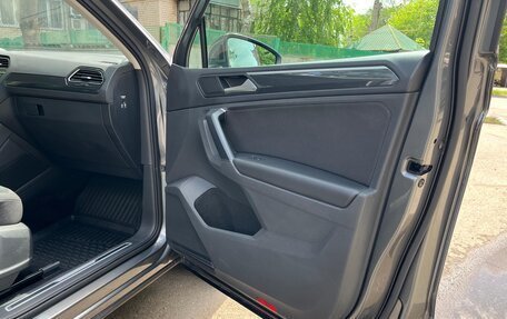 Volkswagen Tiguan II, 2019 год, 3 199 999 рублей, 9 фотография