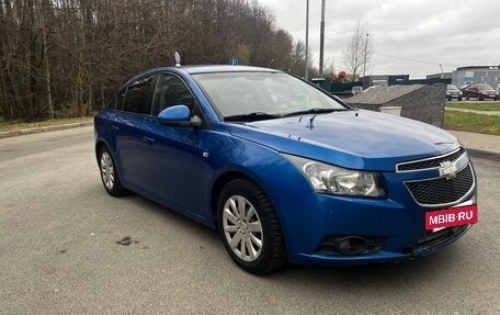 Chevrolet Cruze II, 2011 год, 620 000 рублей, 2 фотография